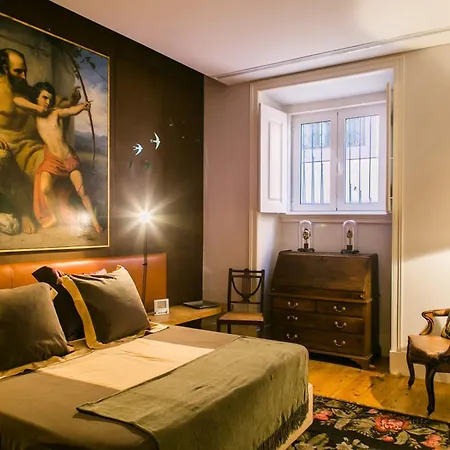 Traveling To 310 - Castelo Apartamento